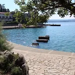 1 Malinska