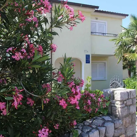 1 Holiday home *
