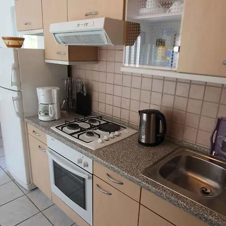 1 Holiday home