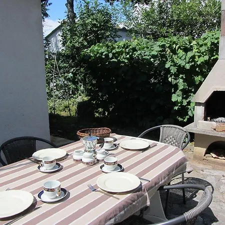 1 Holiday home